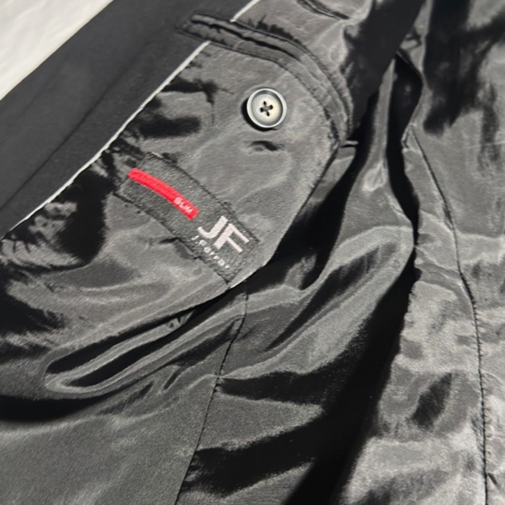 Men's Black Two-Button Blazer - image 4